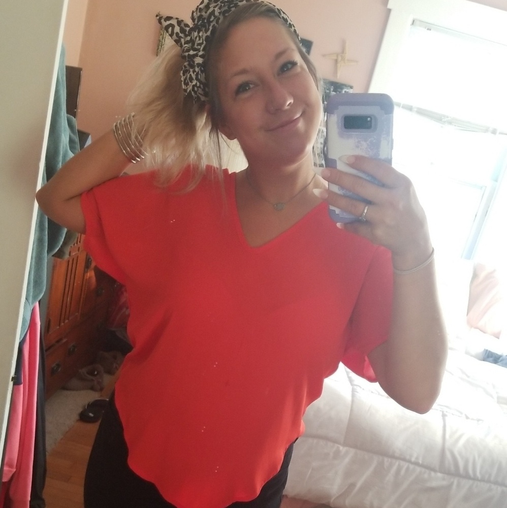 Meet your Posher, Dakota